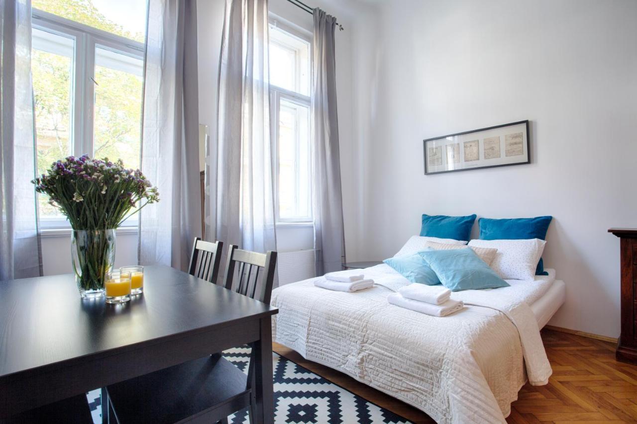Tyzenhauz Apartments Economy Krakow Bagian luar foto