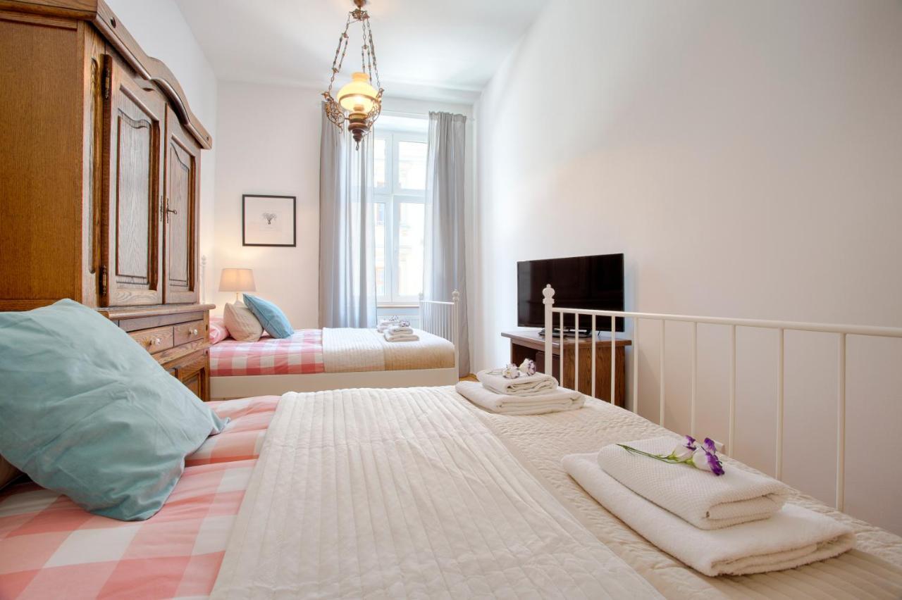 Tyzenhauz Apartments Economy Krakow Bagian luar foto