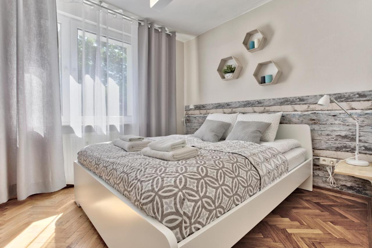 Tyzenhauz Apartments Economy Krakow Bagian luar foto